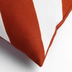 Dutch Decor Sierkussen Sanzeno Rood 45 X 45 X 22 Cm 7 Dutch Decor Sierkussen Sanzeno Rood 45 X 45 X 22 Cm -Madison Sales Store 8714165631499 4